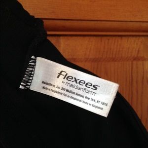 Flexees Intimates & Sleepwear - Shape wear Flexees by maidenform worn twice XL/8 Flexees Intimates & Sleepwear - Shape wear Flexees by maidenform worn twice XL/8